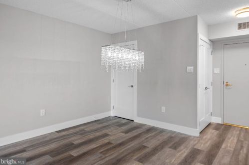 10919 Valley Forge Cir, Norristown, PA 19406-1127