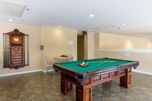 1501 Front St, San Diego CA  92101-2973 exterior