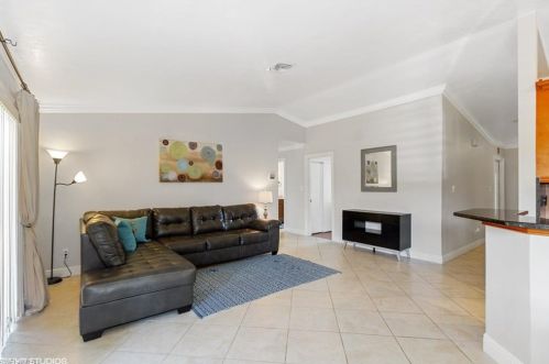 1723 Camelia Ln, Naples, FL 34105-2244