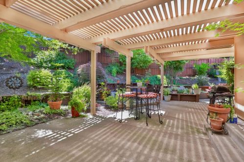 3116 Collingswood Dr, Folsom CA  95762-6214 exterior