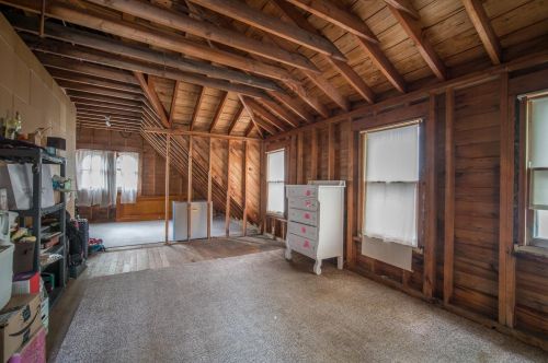 2132 60, Milwaukee WI 53219-1568 exterior