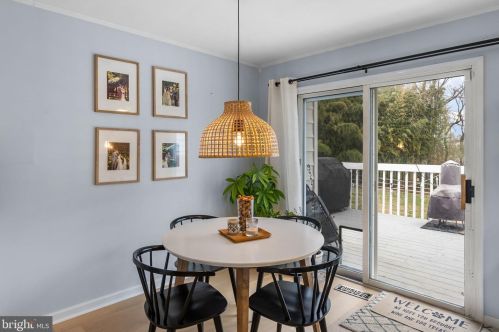 176 Sunset View Dr, Glen Mills PA  19342-1274 exterior