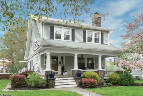 73 North Ave, Fanwood, NJ 07023-1250