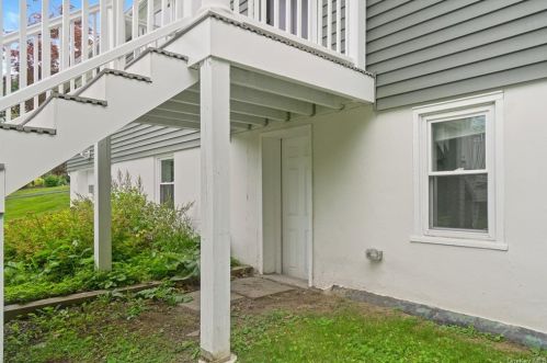 155 Wood St, Mahopac NY  10541-5111 exterior