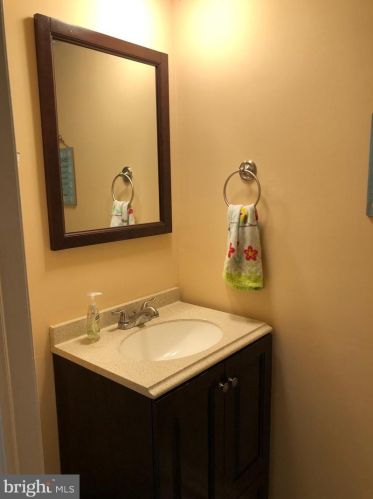 108 Berwick Pl, Lansdale PA 19446-4908 exterior