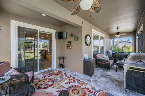 1606 Feather Grass Loop, Lutz FL  33558-2804 exterior