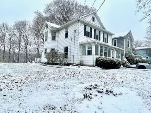 34 Main St, Greenville, PA 16125-2386