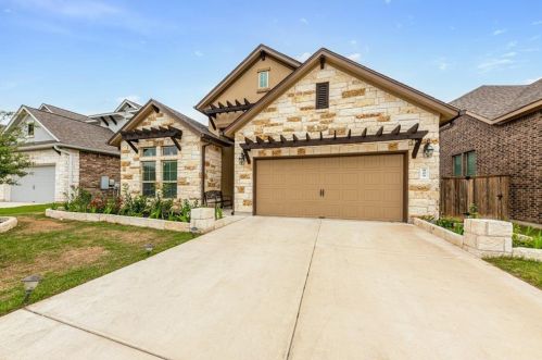 809 Garner Park Dr, Georgetown TX  78628-7234 exterior