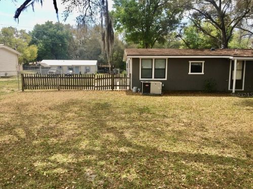 11575 129th Pl, Ocklawaha FL  32179-5066 exterior