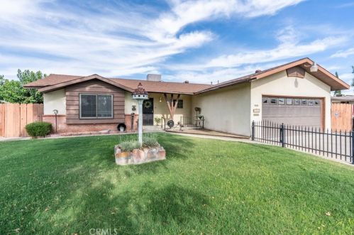 151 Santa Rosa St, Los Banos, CA 93635-3232