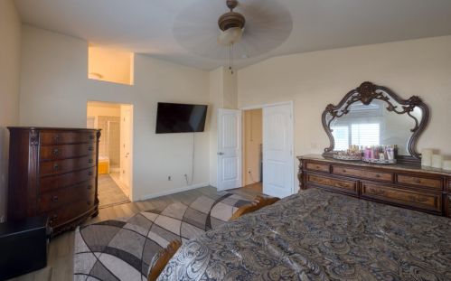 1108 Brookhaven Ln, Manteca CA  95337-8223 exterior