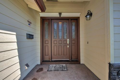 73 Westwood St, Vacaville CA  95688-3625 exterior