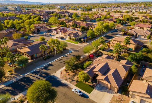 681 Wildhorse Dr, Chandler AZ 85286-6139 exterior