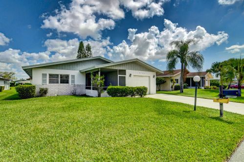 6109 Stanley Ln, Delray Beach, FL 33484-1599