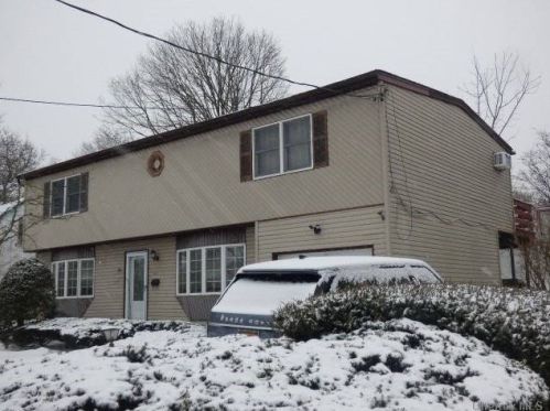 3070 Lowell Ave, North Wantagh, NY 11793-3221