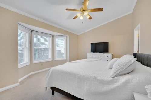 207 Pappan Dr, Imperial PA  15126-1177 exterior