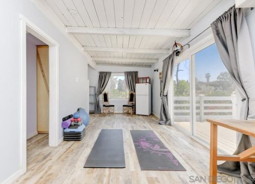 6737 San Miguel Ave, Lemon Grove CA  91945-1328 exterior