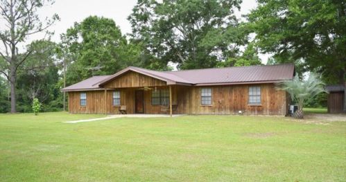 4781 Monday Rd, Graceville, FL 32440-5529