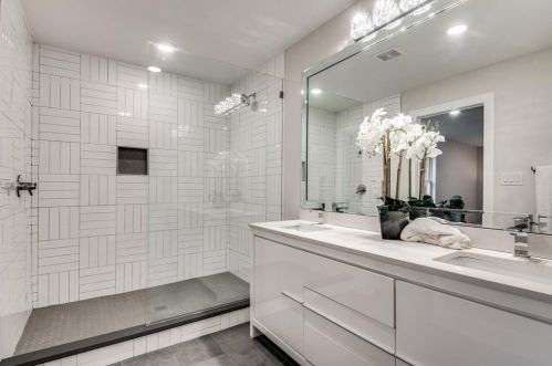 315 Oakcrest Dr, Richardson TX  75080-2520 exterior