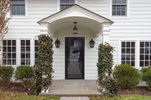 21 Locust Pl, Matinecock, NY 11560-1811