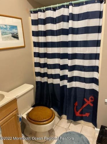 314 Fort Ave, Pelican Island NJ  08751-1410 exterior