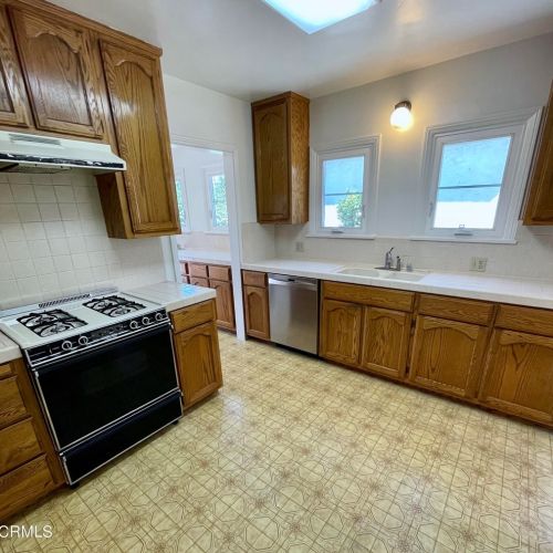 423 Daroca Ave, San Gabriel CA  91775-2903 exterior