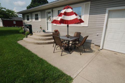 110 Connolly St, Marysville, OH 43040-1236