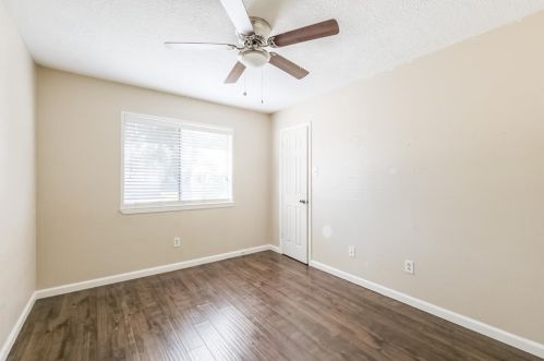 6726 Grant Dr, Richmond TX  77469-5953 exterior