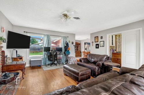 2512 3rd St, Bakersfield CA 93304-2521 exterior