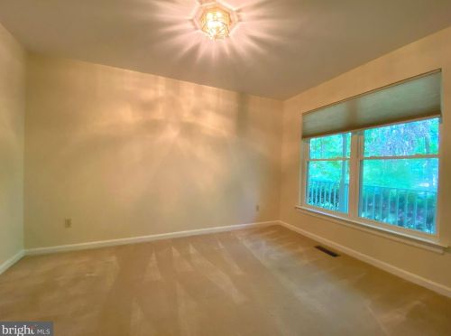 100 Monticello Cir, Locust Grove, VA 22508-5331