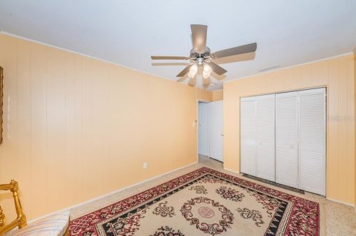 781 58th Ave, Saint Petersburg FL  33703-1601 exterior