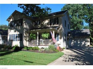 38881 Harmondale Dr, Willoughby, OH 44094-7913