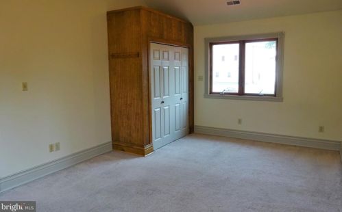 1817 Buchanan Trl, Upton PA  17225-9514 exterior