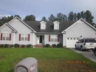 106 Little Rock Dr, Raeford NC  28376-5404 exterior