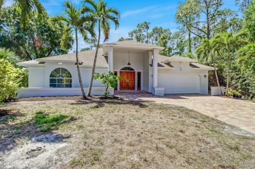 4540 Pine Ridge Rd, Naples, FL 34119-4003
