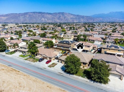 245 San Remo Ave, San Jacinto CA  92582-3082 exterior