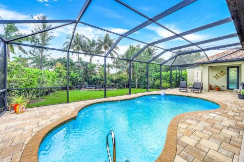 616 Somerset Ct, Marco Island FL  34145-2450 exterior