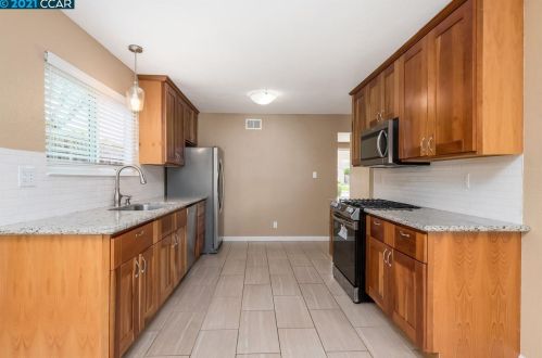 5248 Theresa Way, Livermore CA  94550-2341 exterior