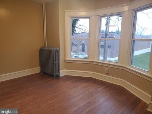 807 Queen St, Pottstown PA  19464-6015 exterior