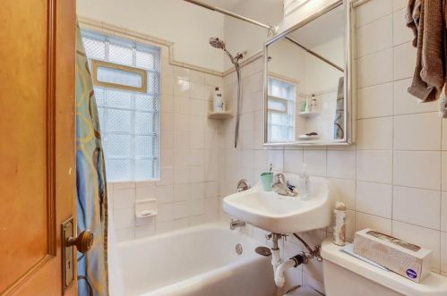 1123 50, Milwaukee WI 53214-3530 exterior