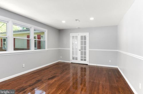 488 Fiddlers Grn, Dover DE  19904-4815 exterior