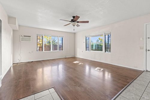 120 Thomas St, Ukiah CA  95482-5822 exterior