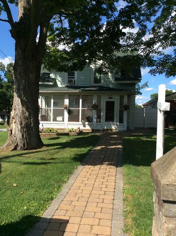 110 Willow Ave, Cornwall, NY 12518-1440