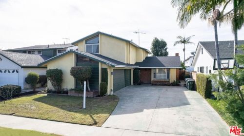 4260 Niland St, Lynwood, CA 90262-4546