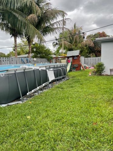 405 57th Ave, Hollywood FL  33021-6207 exterior