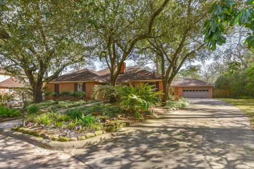 3406 Garden Lake Dr, Humble, TX 77339-1871