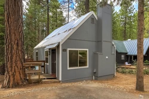 3851 Lost Sheep Ln, South Lake Tahoe, CA 96150-3183