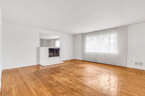 13036 Frankstown Rd, Pittsburgh, PA 15235-1951