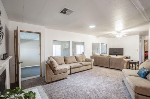 9101 Country Clb Dr, Chandler AZ  85248-6420 exterior