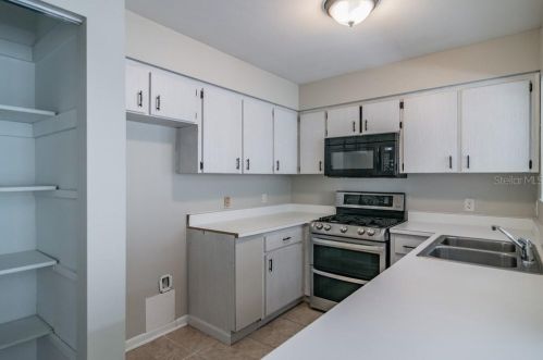 256 Las Flores, Winter Haven FL  33884-3635 exterior
